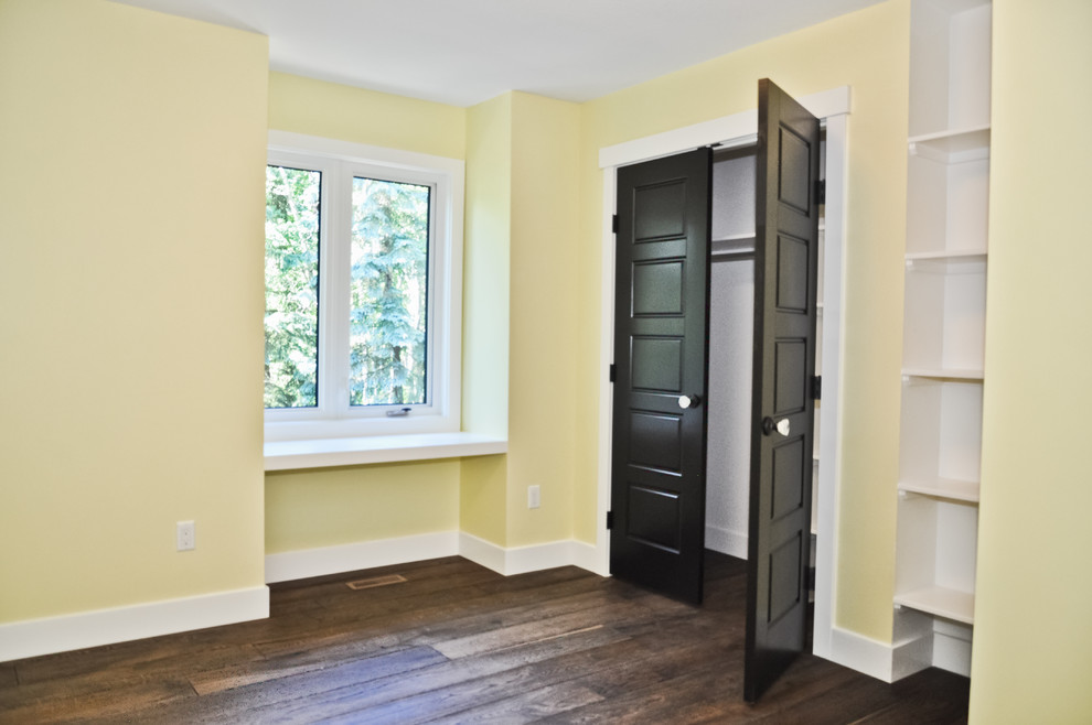 Transitional home design photo in Edmonton