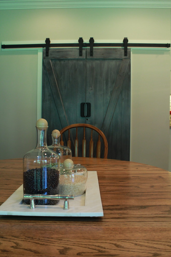 Small transitional enclosed dining room photo