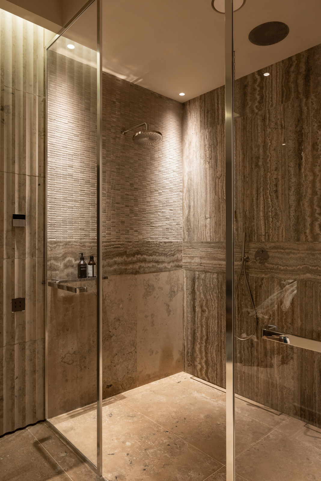 Душевая кабина дома