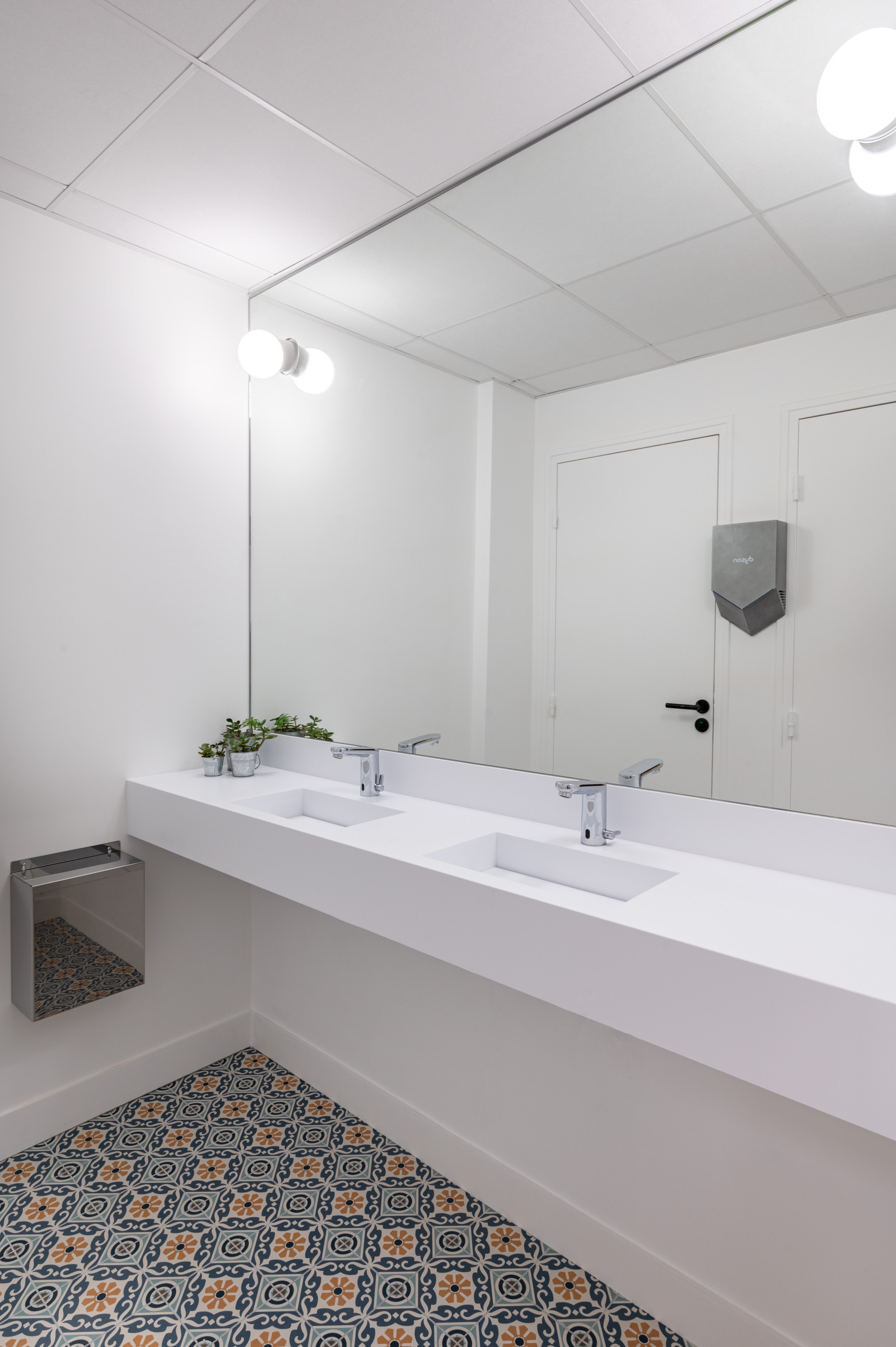 Plateau de bureau de 350 m² dans le Sentier