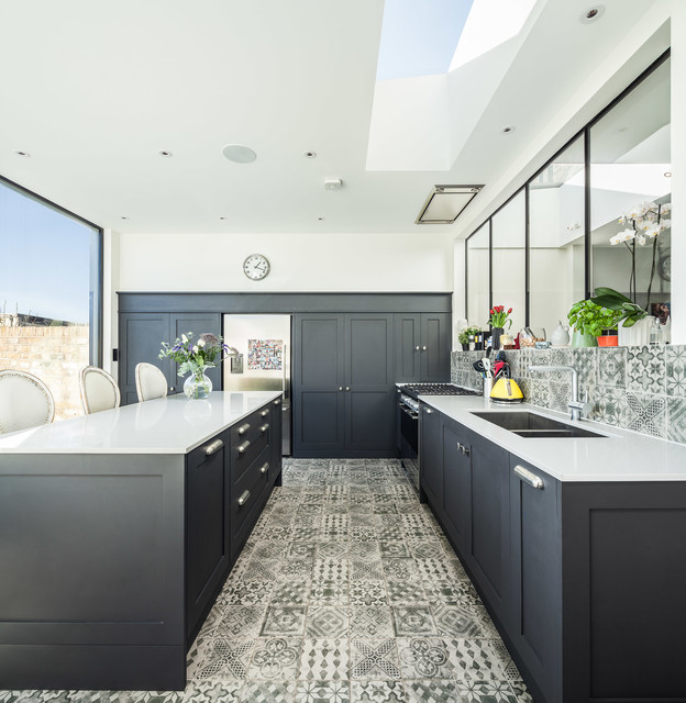 Transitional Kitchen nyklassisk-koek