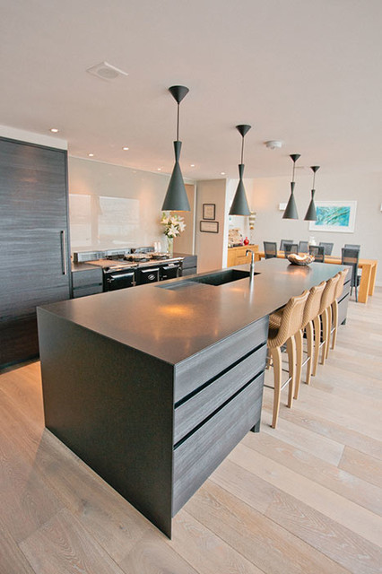 House overlooking Teign Estuary, Kitchen maritimt-koekken