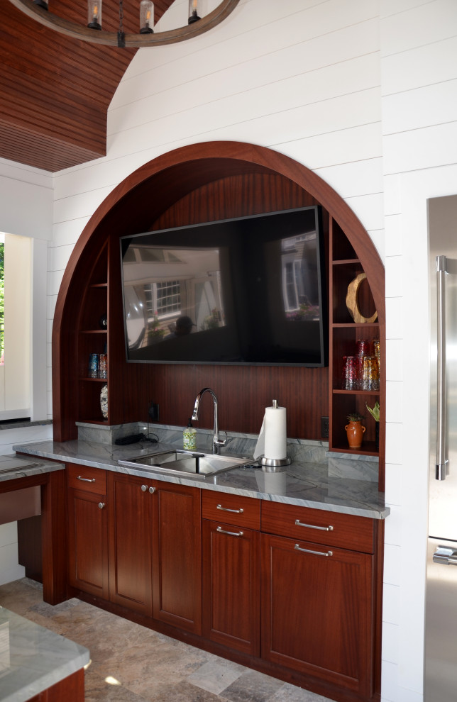 Home design - transitional home design idea in Boston