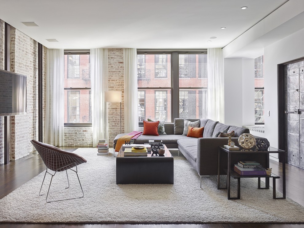 Inspiration for an industrial formal living room in New York.