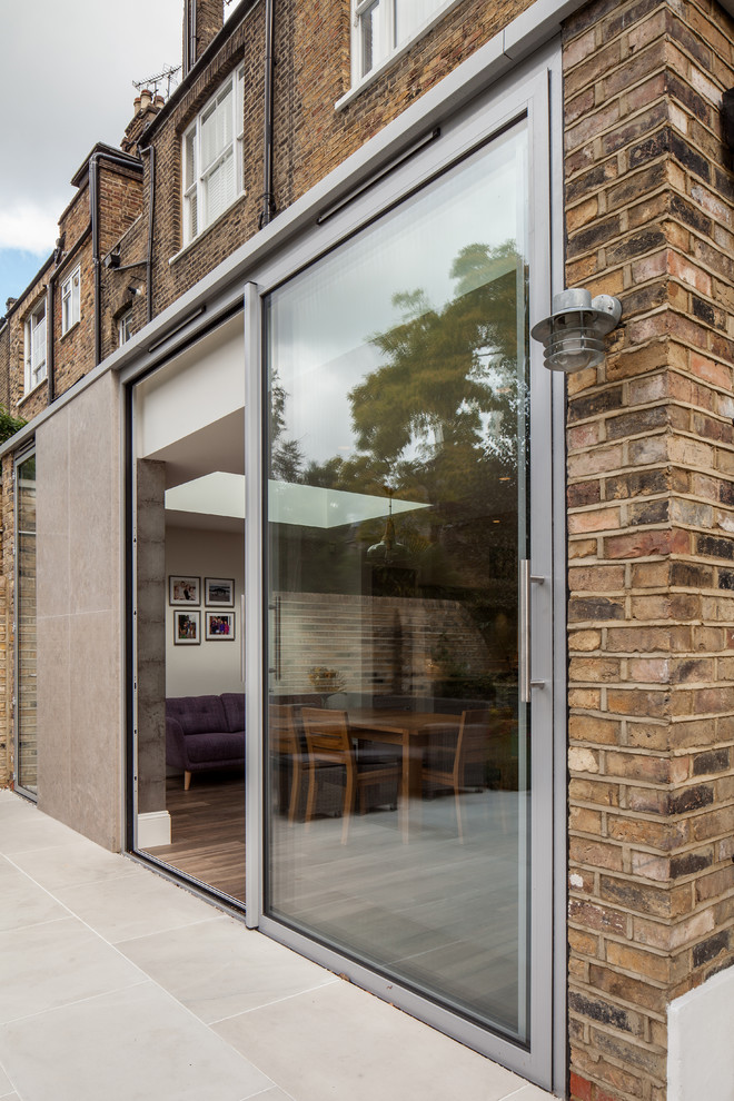 This is an example of a traditional patio in London.
