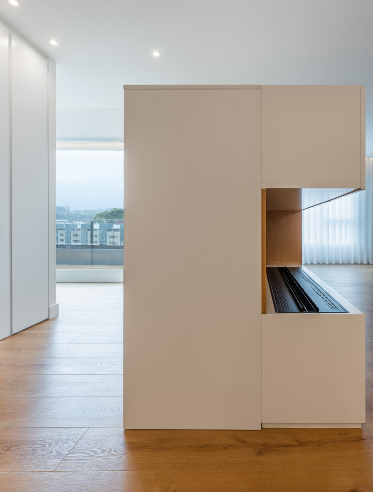 Atico "capricho" con algunos muebles de familia.