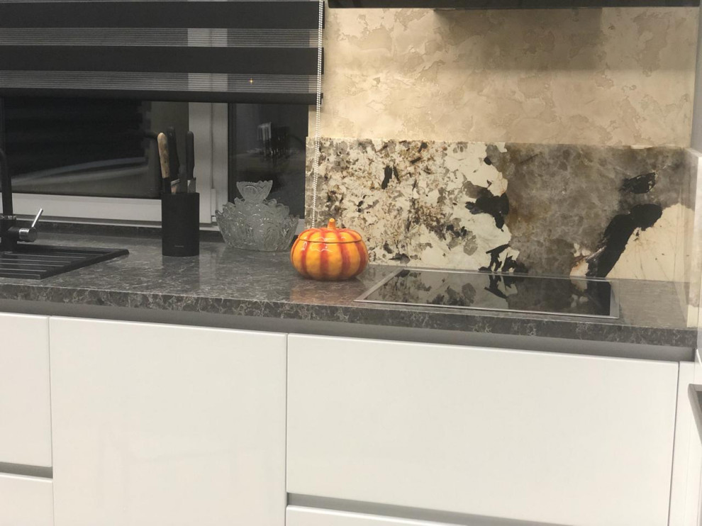 Камень в интерьере для кухни в стиле Лофт