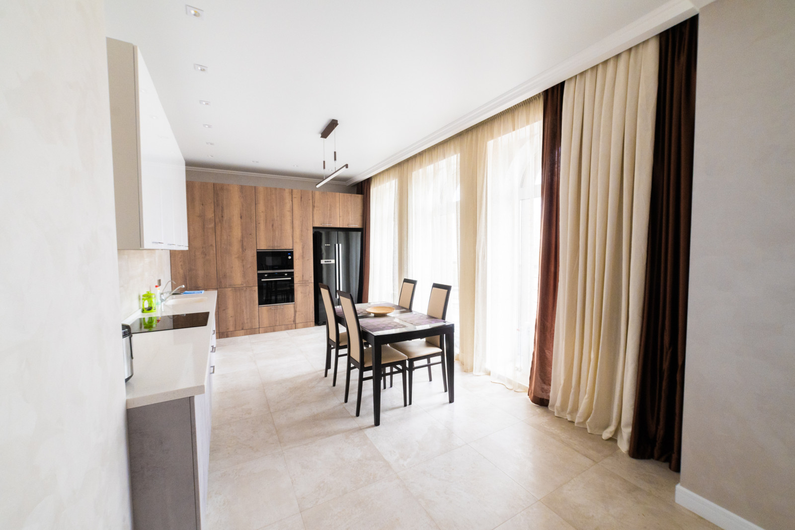 3-х комнатная квартира на Сакко и Ванцетти