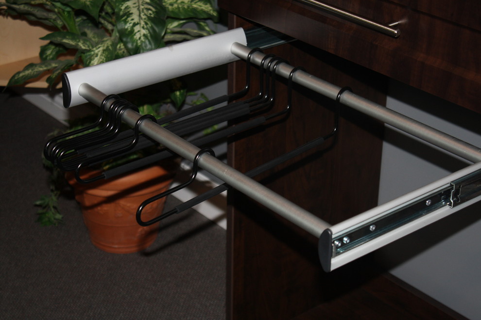 Closet Accessories-Pull out Pant Rack