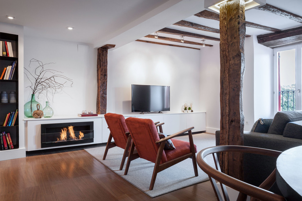 Apartamento en Mundaka (Vizcaya) - Mediterranean - Family Room - Bilbao - by osvaldoperez