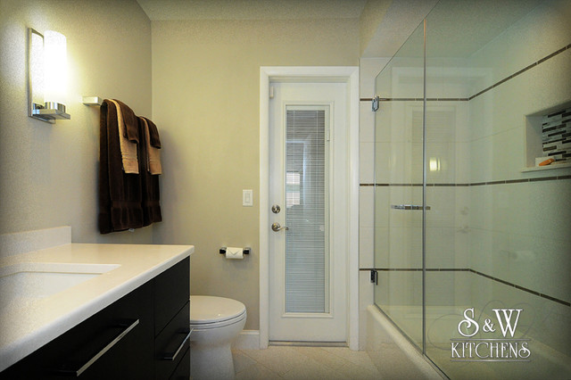 Transitional Guest Bath transitional