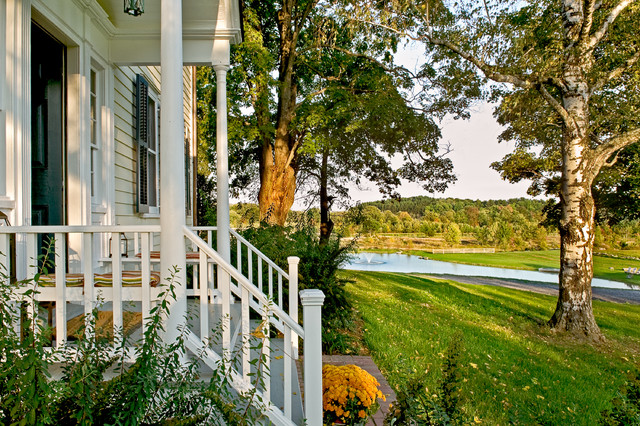 Crisp Architects traditional-verandah