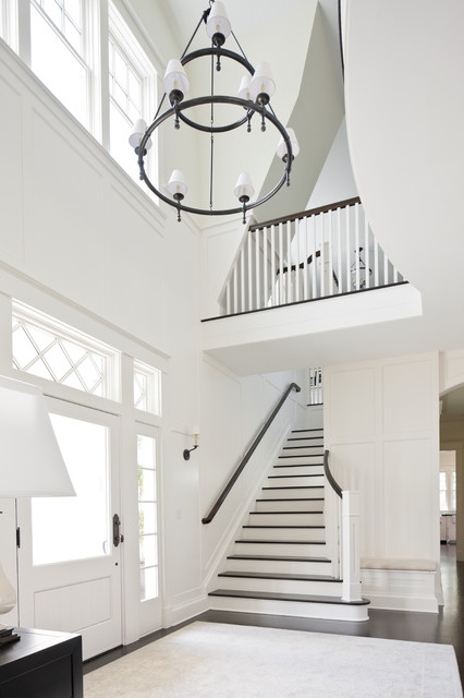 Yarrow Residence traditional-entry