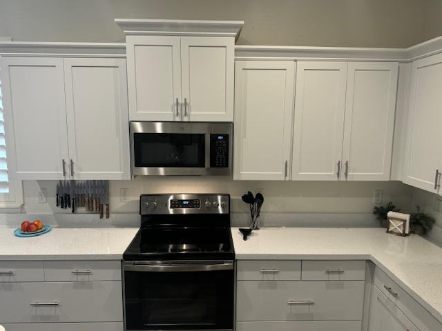 Kitchen and Bathroom White Shaker Reface