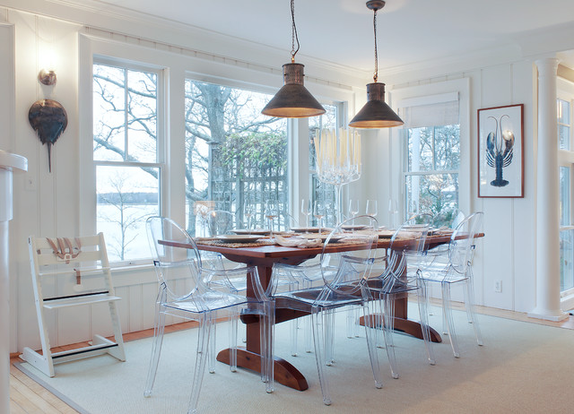 Cape Cod Summer House coastal-dining-room
