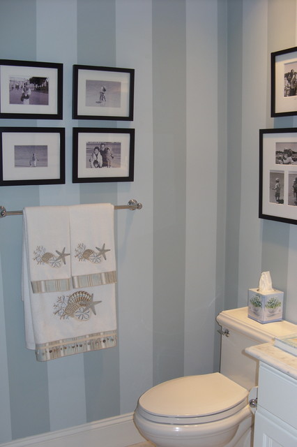 Cape Cod renovation klassisch-badezimmer