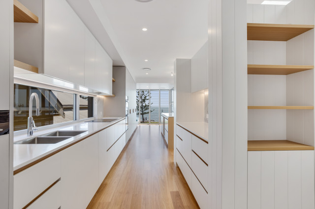 Absolute Waterfront at Wynnum coastal-kitchen