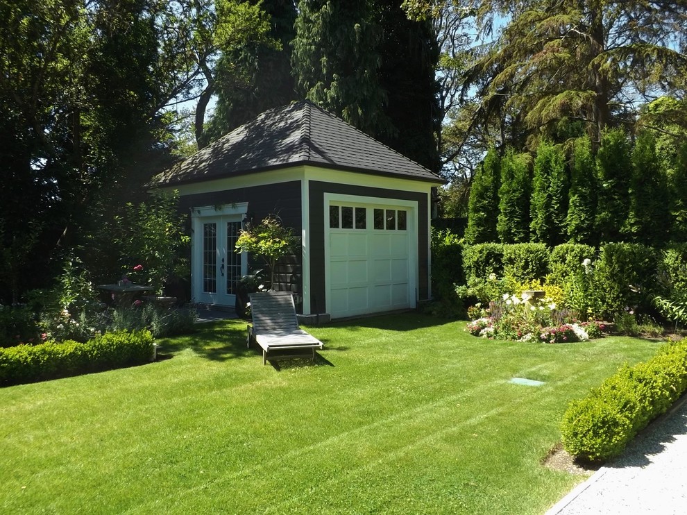 Inspiration for a large arts and crafts detached shed and granny flat in Vancouver.