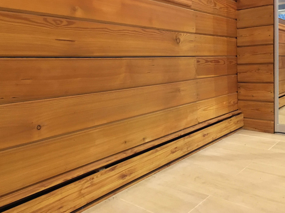 Плинтусная система Perimeter в доме с бассейном