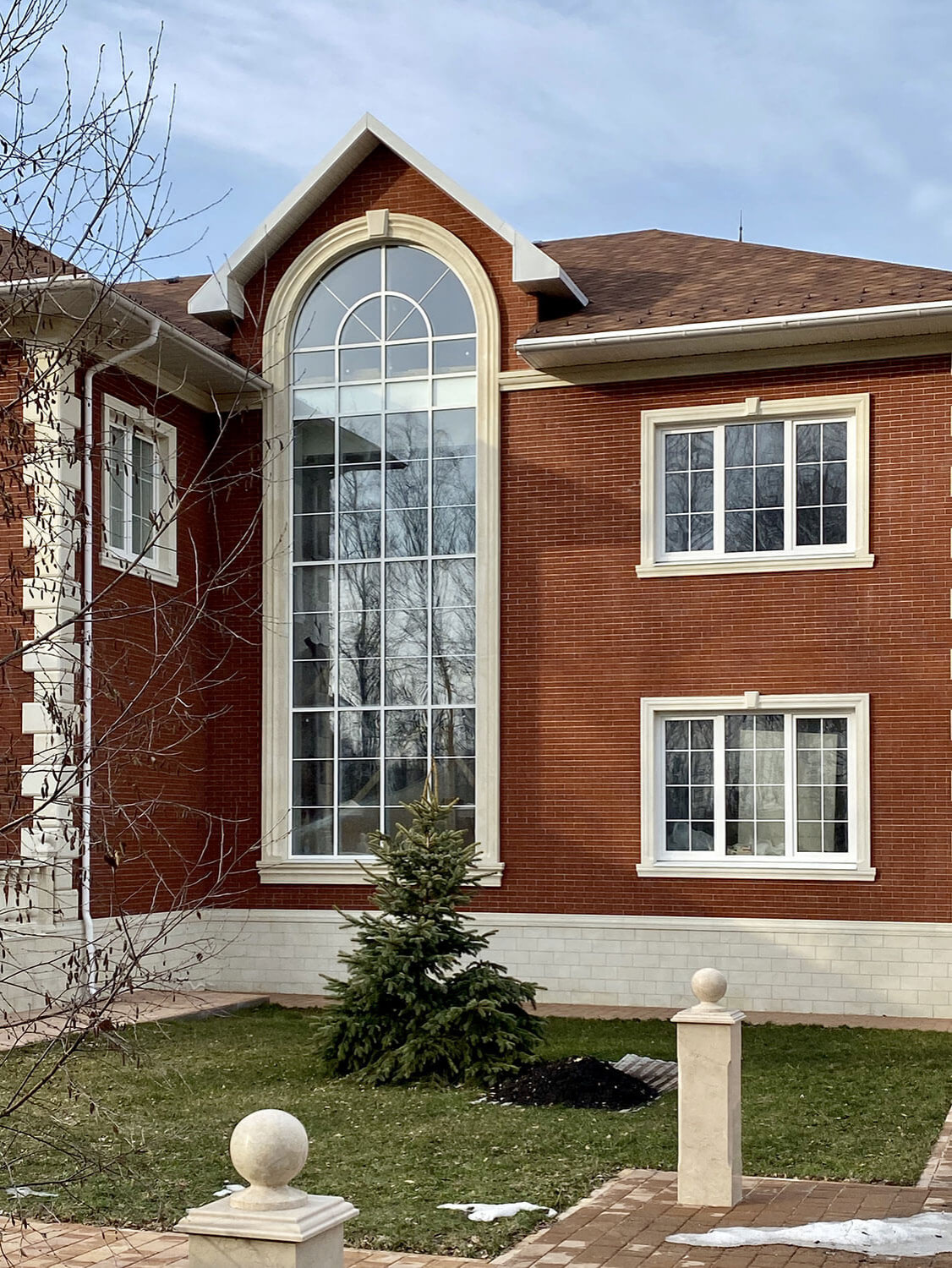 Остекление загородного коттеджа