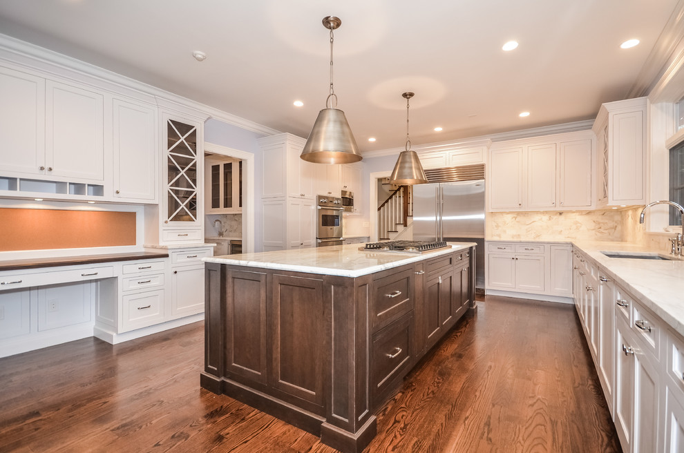 Transitional kitchen photo in New York
