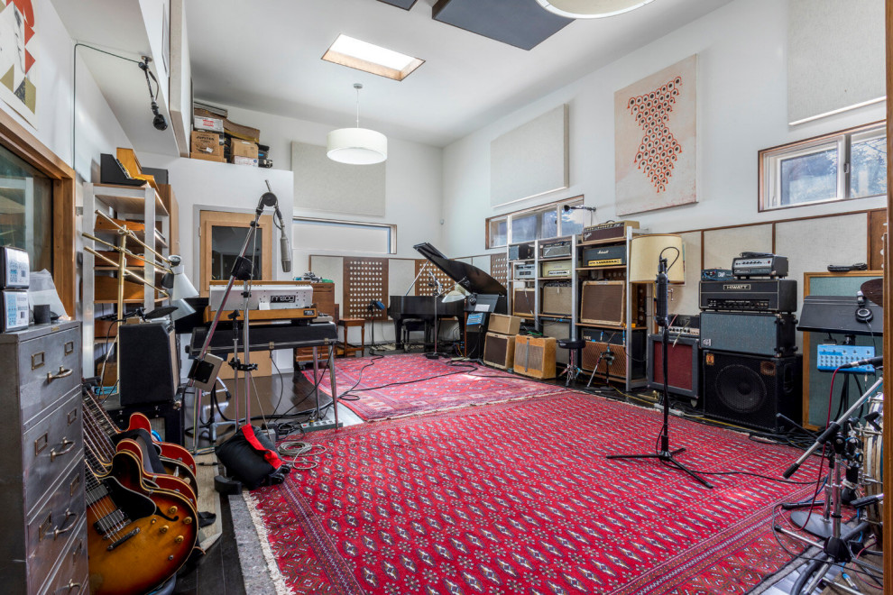 Lucy's Meat Market Studio