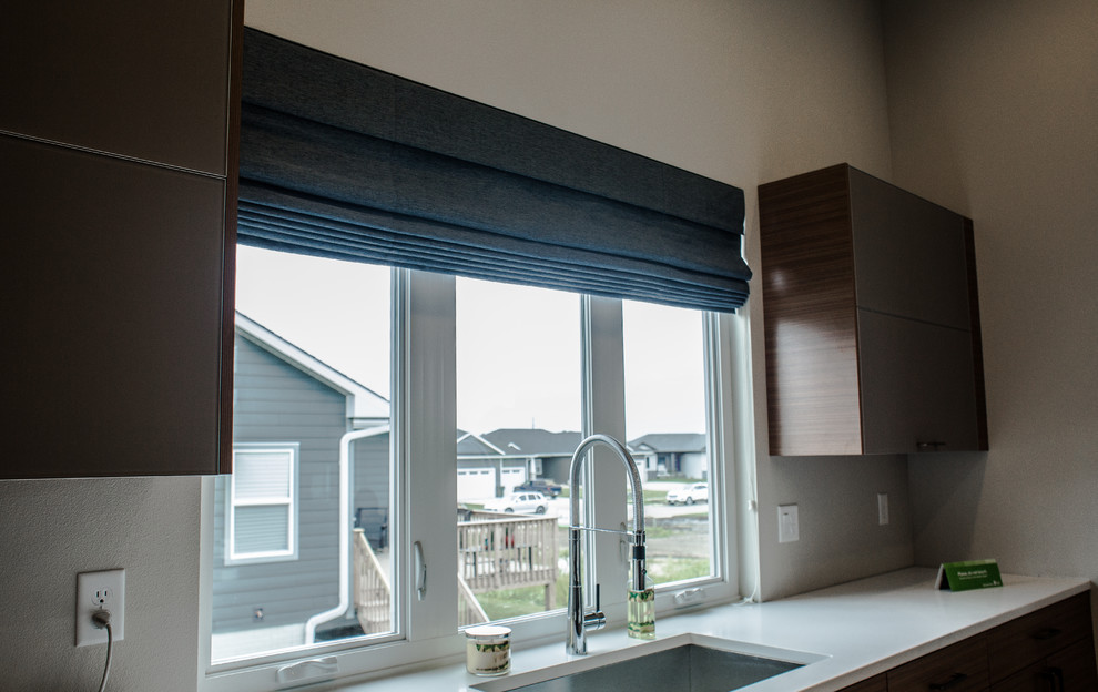 2017 Parade of Homes - Modern - Kitchen - Cedar Rapids ...