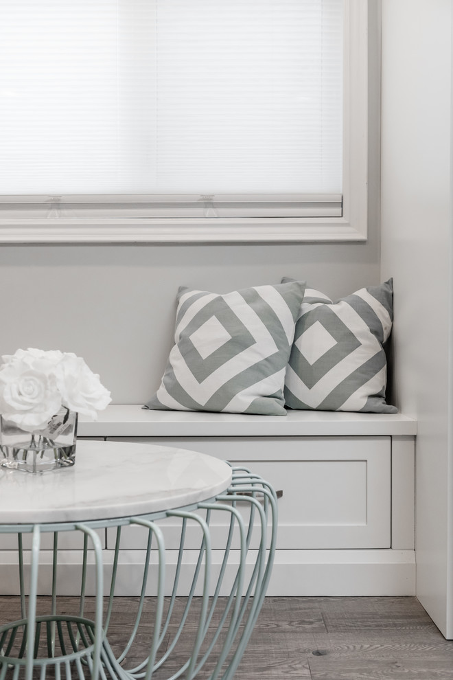 Home design - transitional home design idea in Toronto