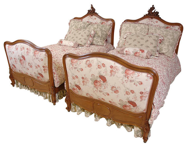 French Belle Époque Walnut Beds, c. 1880