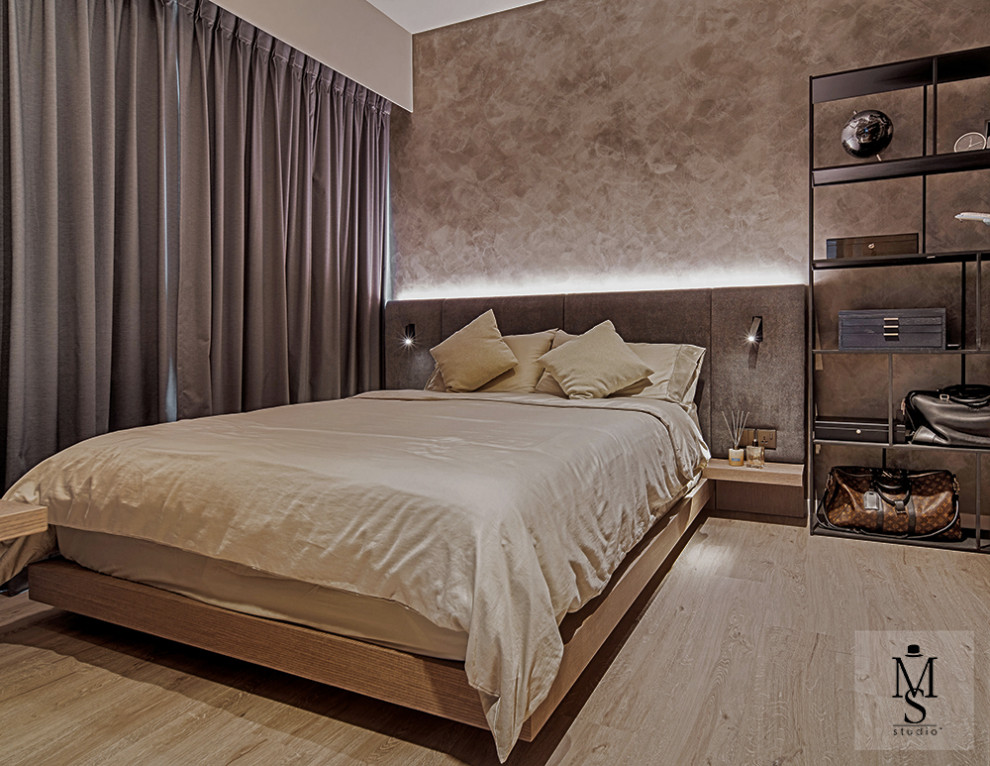 This is an example of a modern bedroom in Singapore.