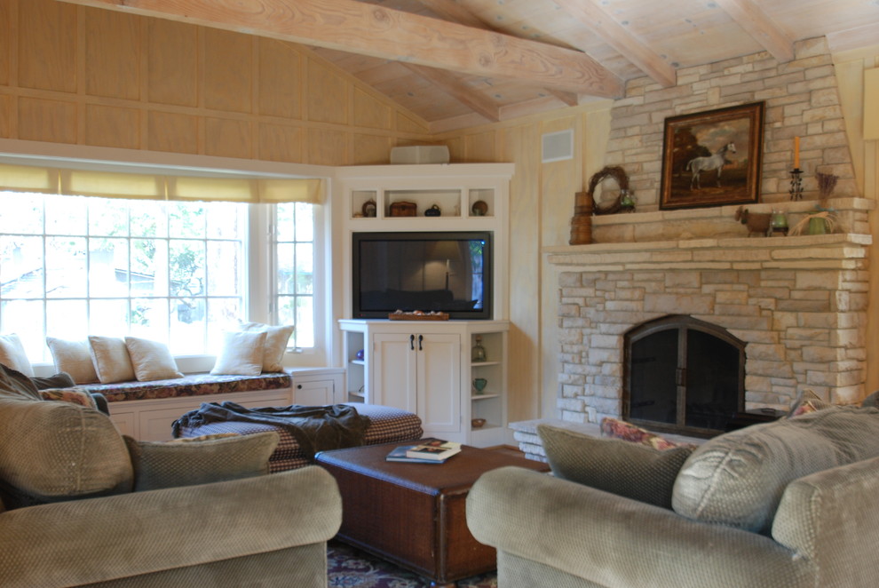 Carmel Cottage Great Room Traditional Living Room San