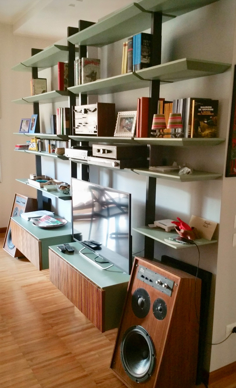 Librerie, pareti attrezzate, scaffali