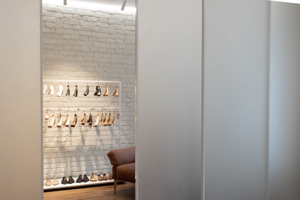 Межкомнатная раздвижная перегородка R1200 raumplus в комнату