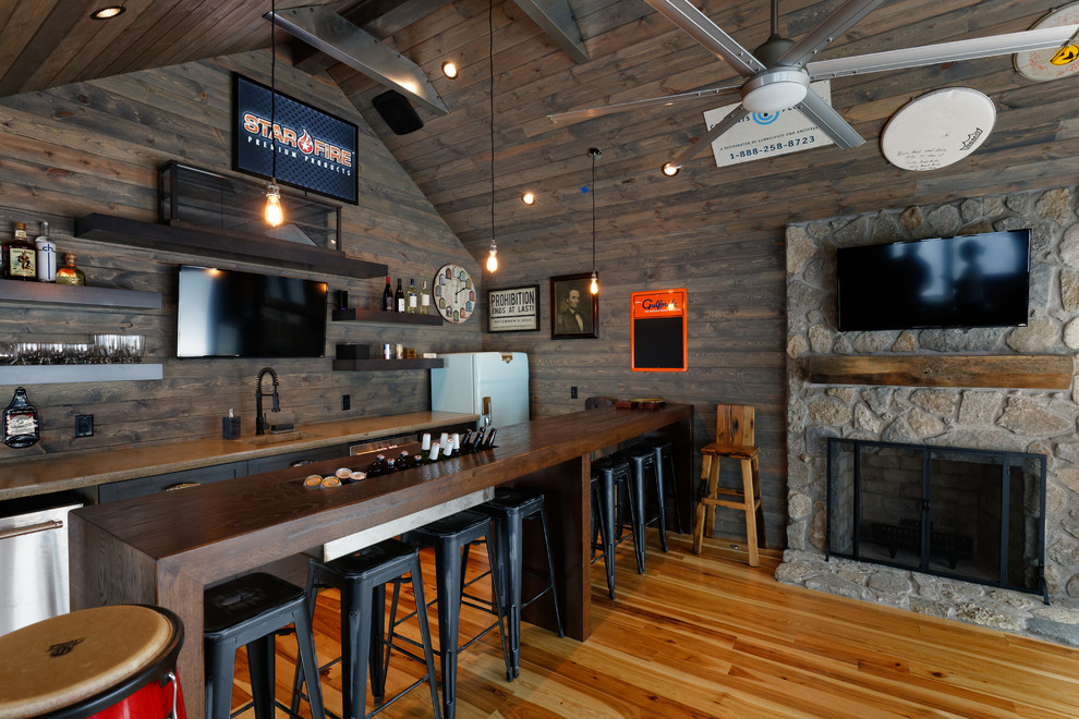 This is an example of an industrial home bar in Cincinnati.