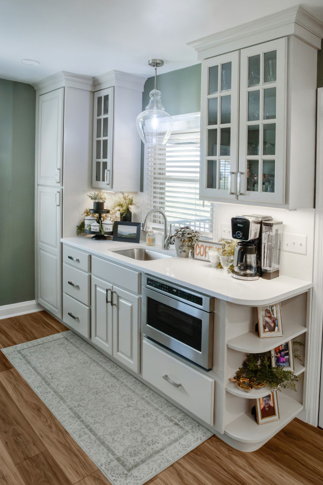 Farmhouse Style Kitchen