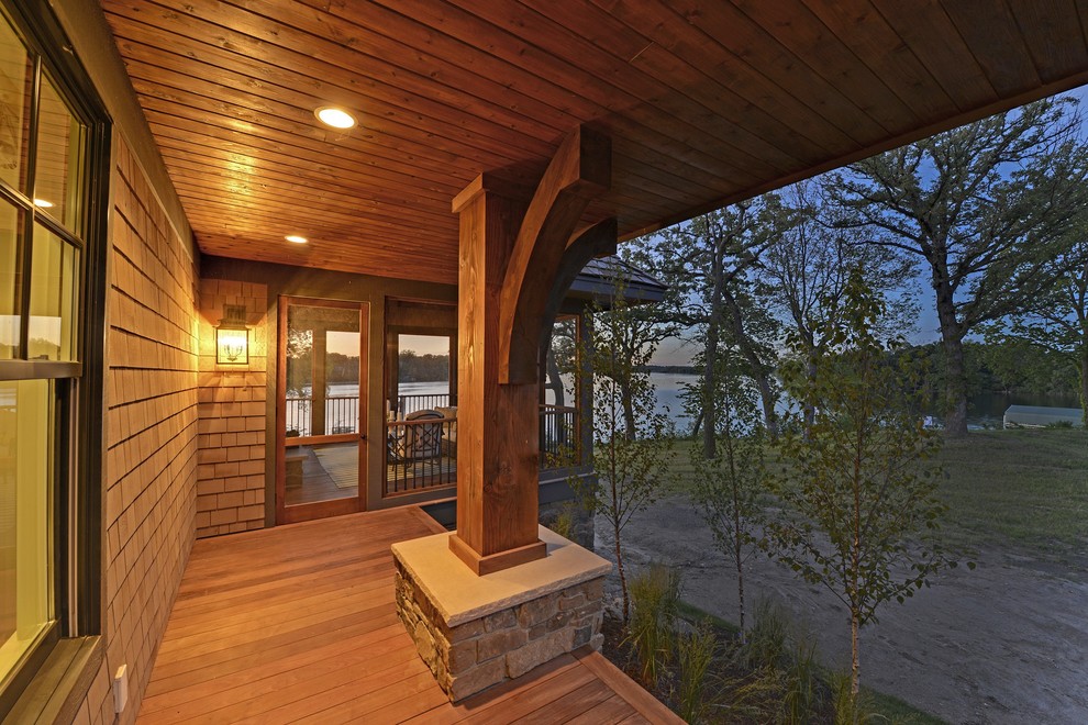Design ideas for a contemporary verandah in Minneapolis.
