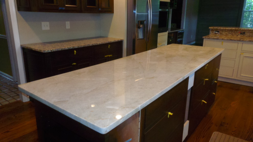 Inspiration for a transitional home design remodel in Baltimore