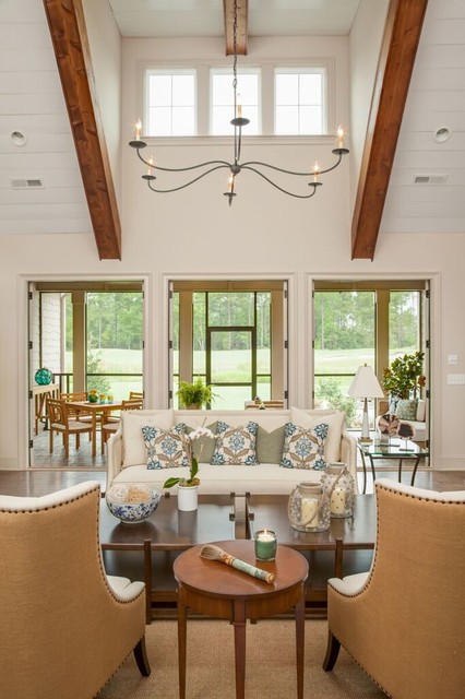 North Carolina Home klassisk-vardagsrum