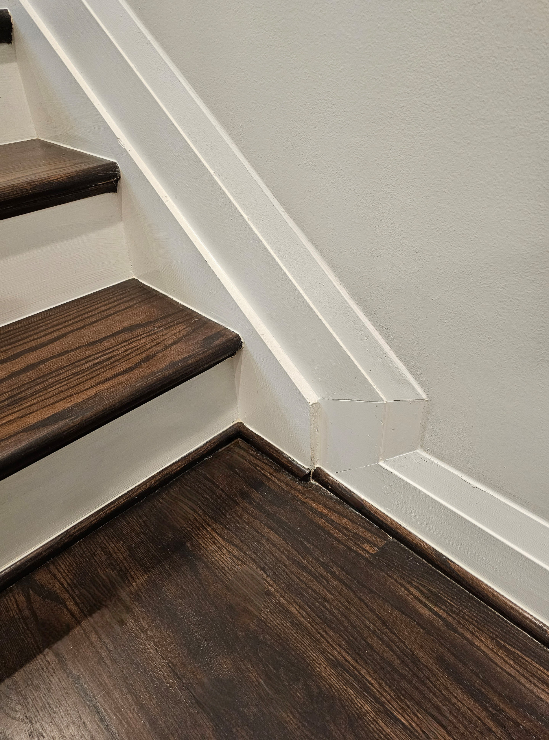 109_Impressive Floating Staircase in Countryside Retreat, Upper Marlboro, MD