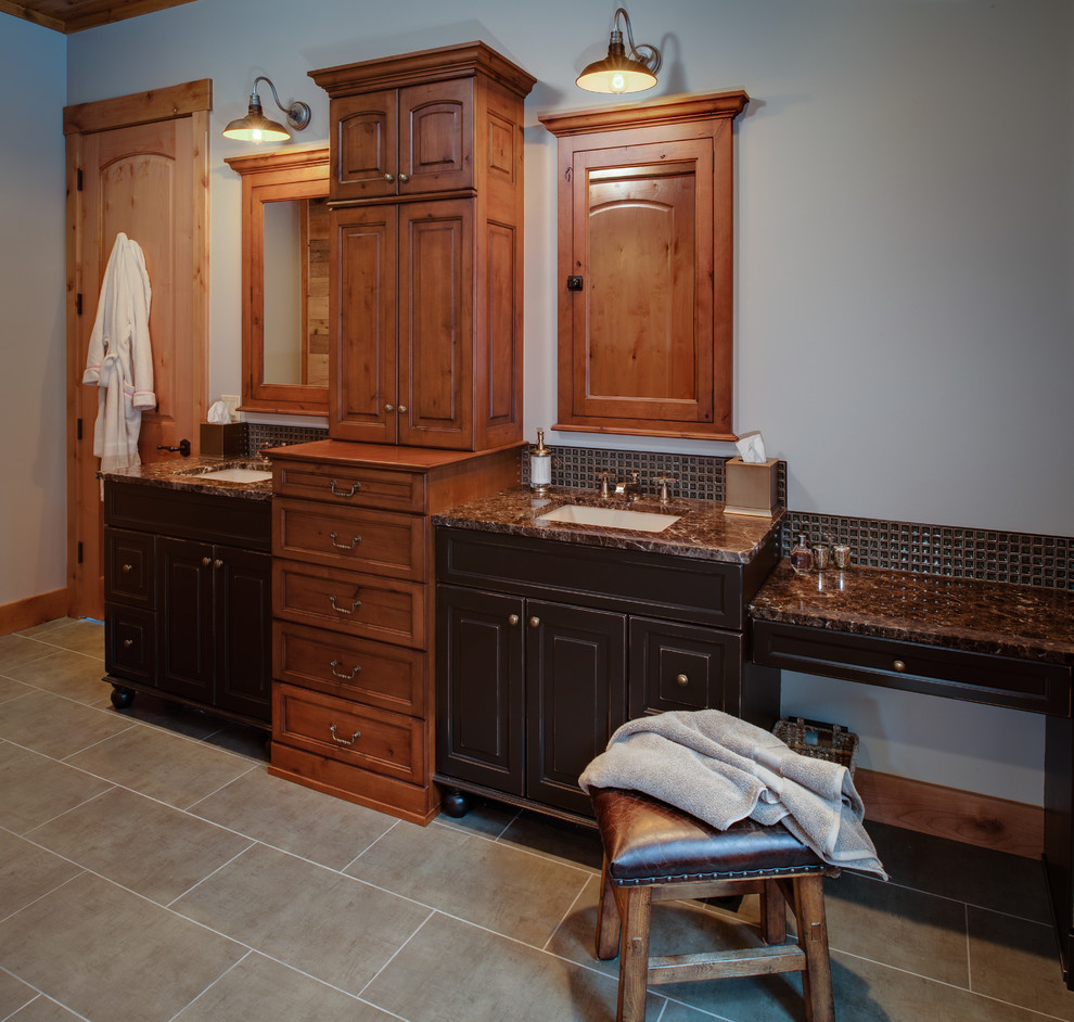 Bathroom - rustic bathroom idea