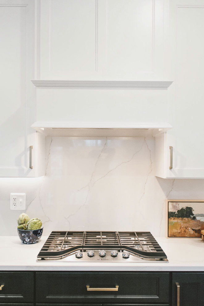 Transitional kitchen photo in Baltimore