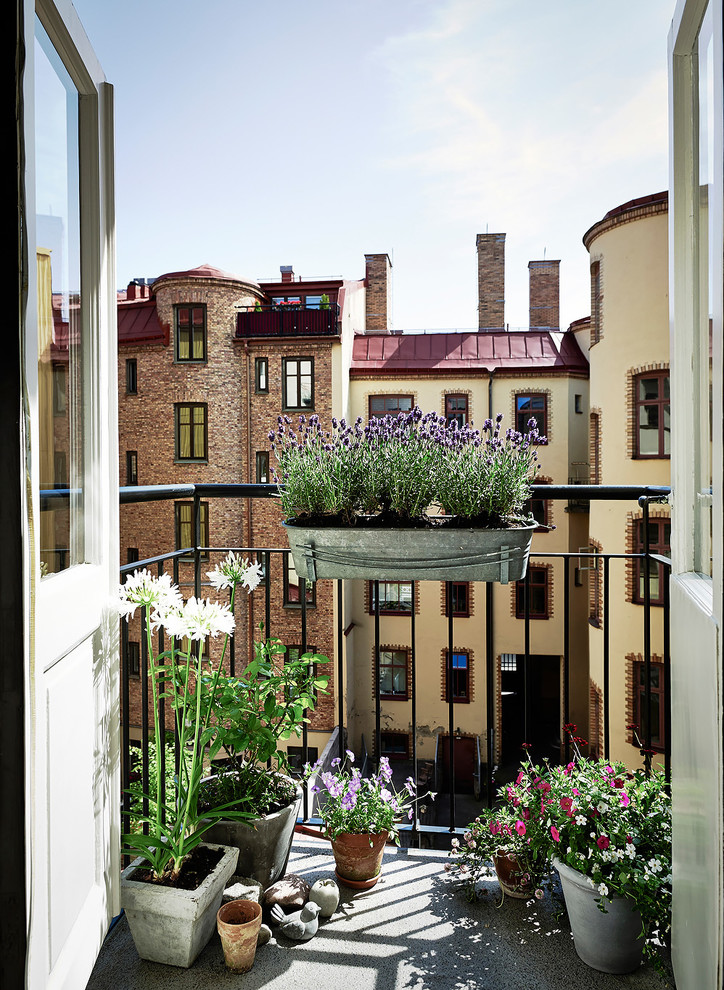 Photo of a scandinavian balcony in Gothenburg.