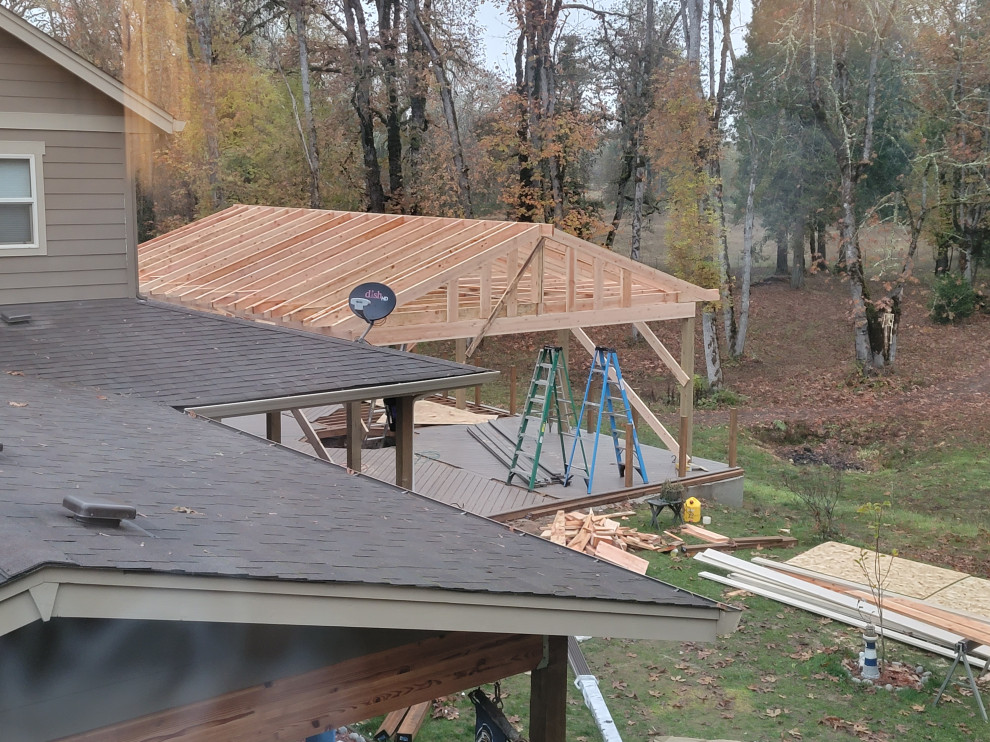 30x40 Covered deck with outdoor kitchen