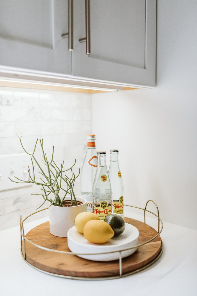 Home design - transitional home design idea in Austin