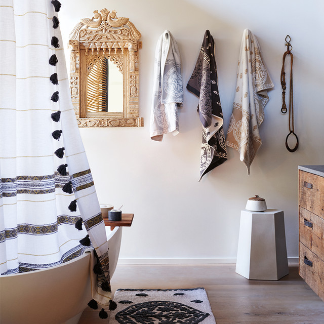 Neutral Accents rustikal-badezimmer