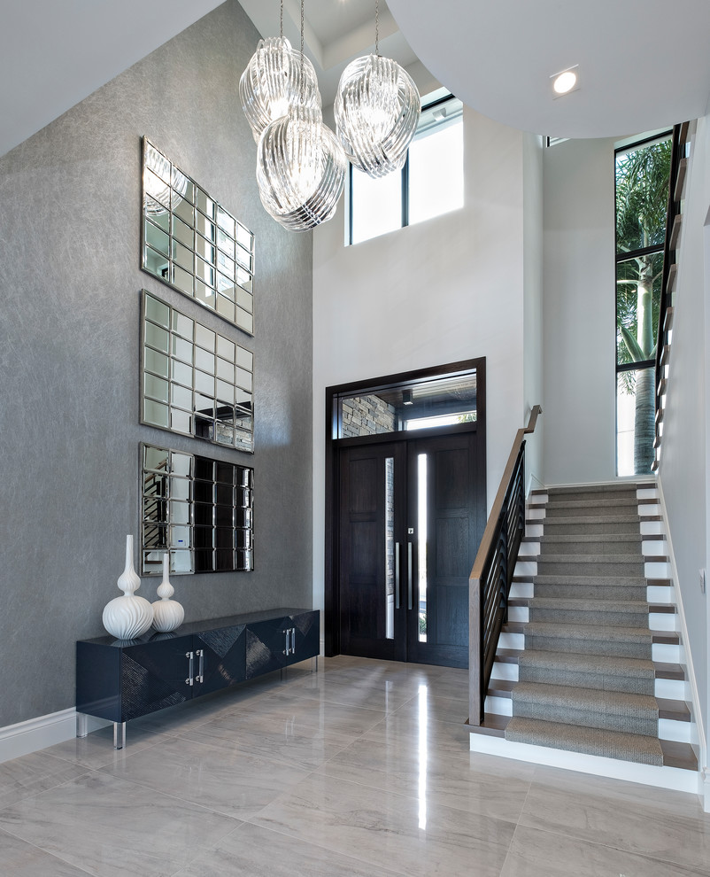Entryway - transitional entryway idea in Miami
