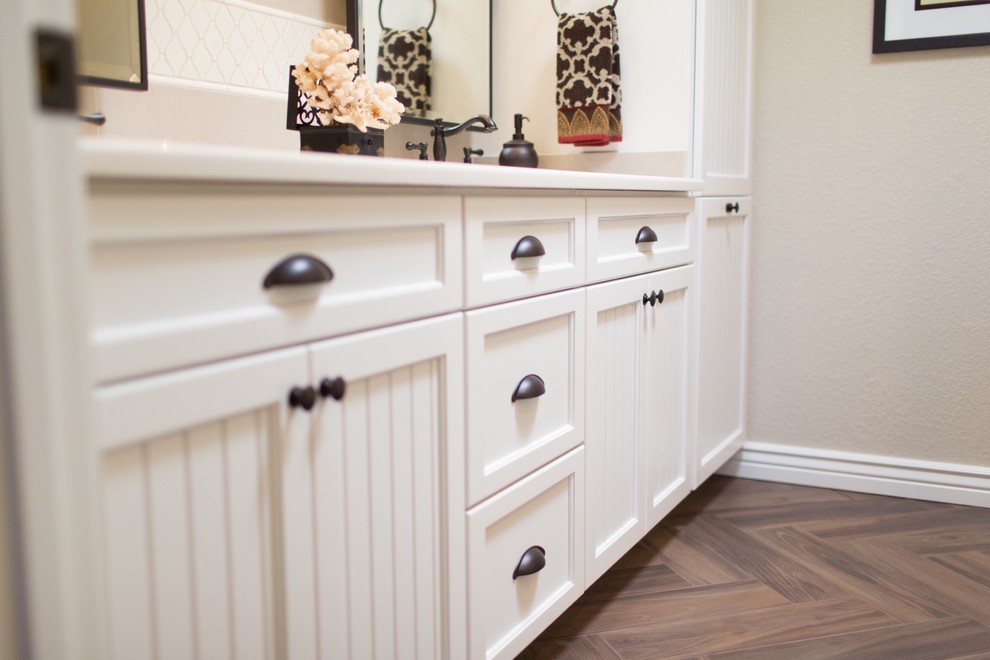Bathroom - transitional bathroom idea in Phoenix
