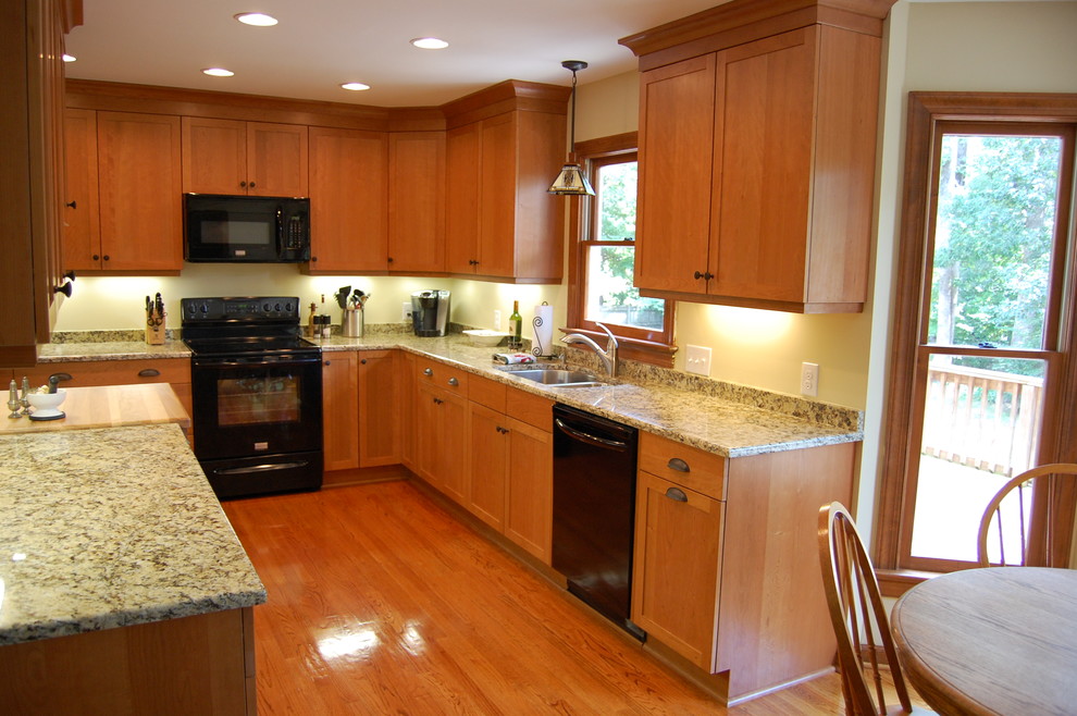 Mountain style kitchen photo in Raleigh
