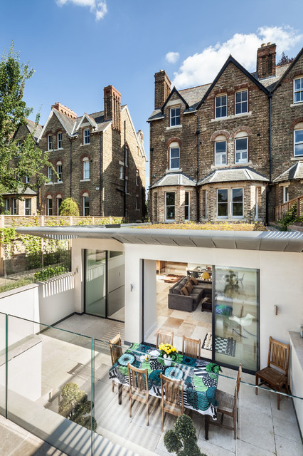 Trinity Hall contemporary-fasad