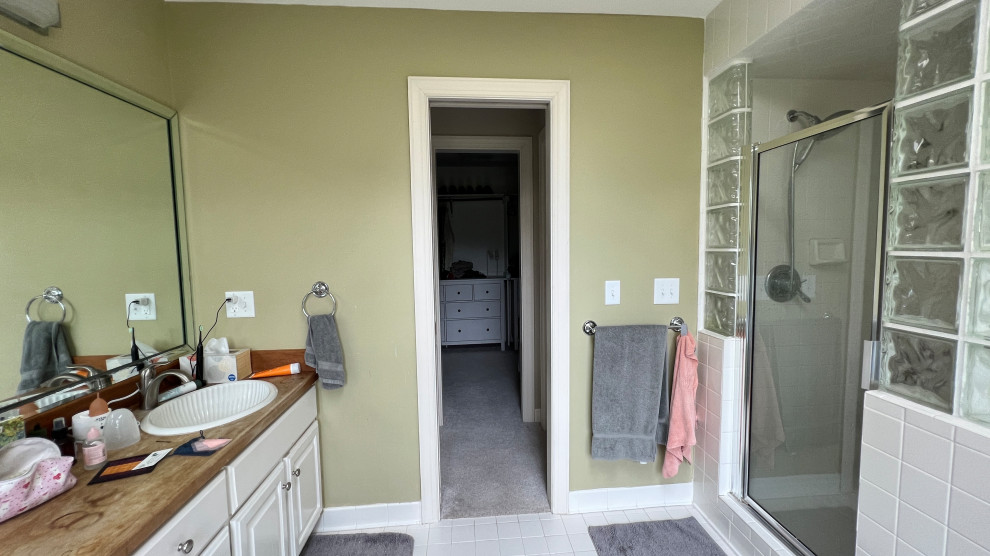 Green Bathroom